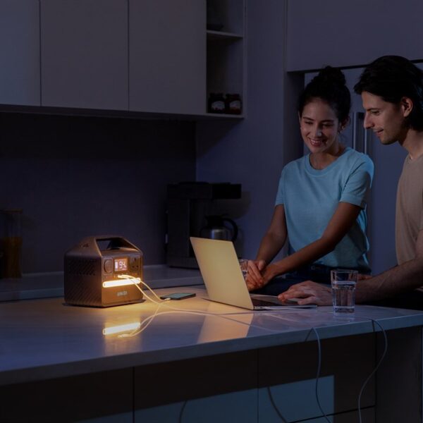Anker 521 Power Station 256Wh - Image 2